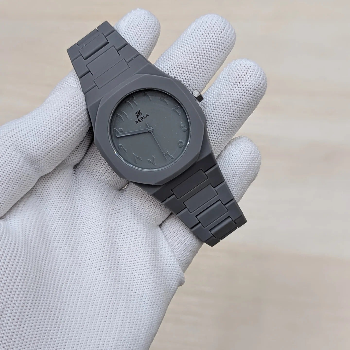 Arabic Aura watch 2025 New