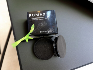 Romax teeth whitning powder with activated charcoal